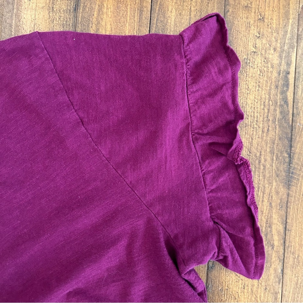 Old Navy Relaxed Fit Ruffle Top - Picture 5 of 8